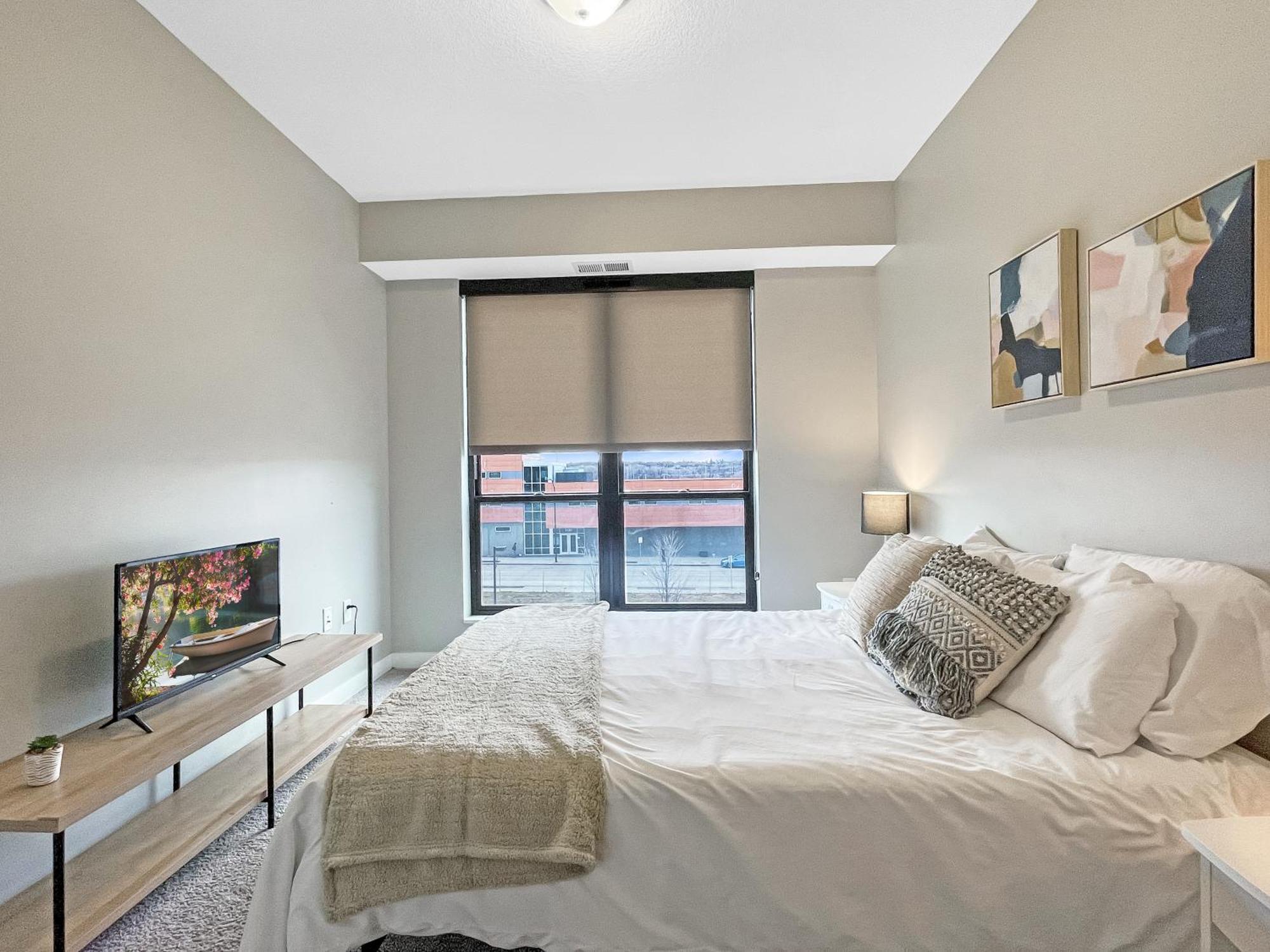Large Downtown 2Br -Hot Tub-Downtown! Apartment Des Moines Luaran gambar
