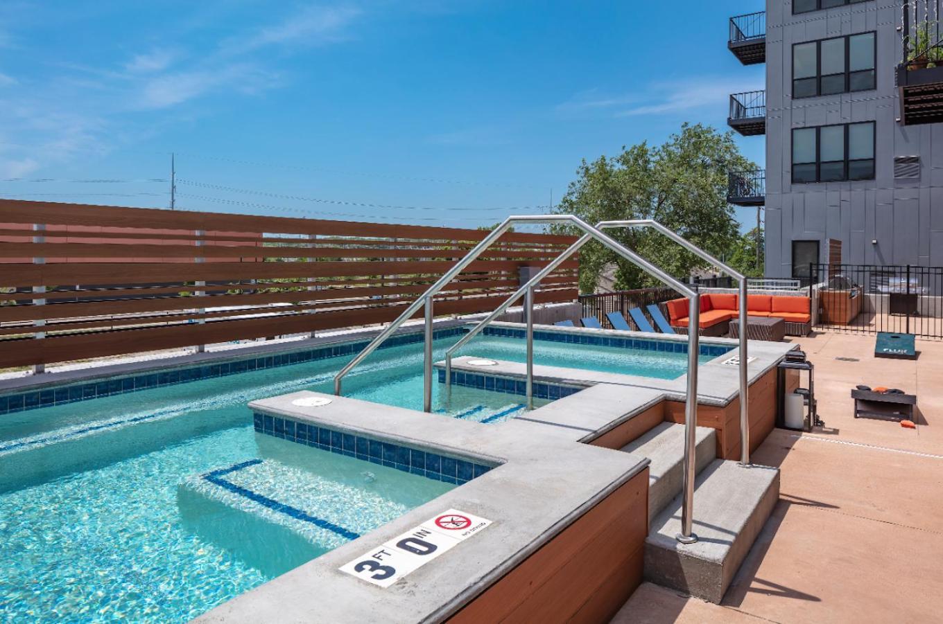 Large Downtown 2Br -Hot Tub-Downtown! Apartment Des Moines Luaran gambar